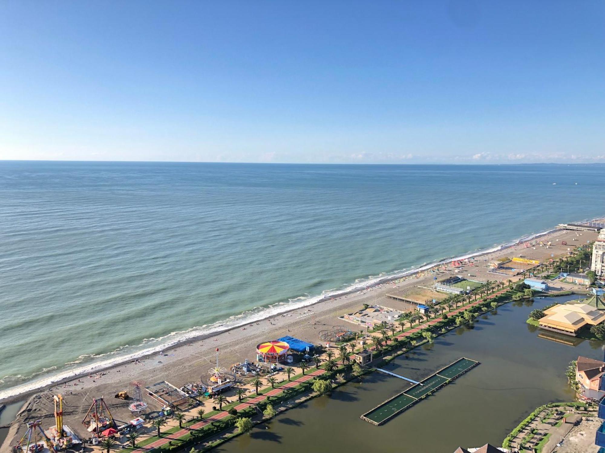 Orbi City Apartments On The Beach Batumi Kültér fotó